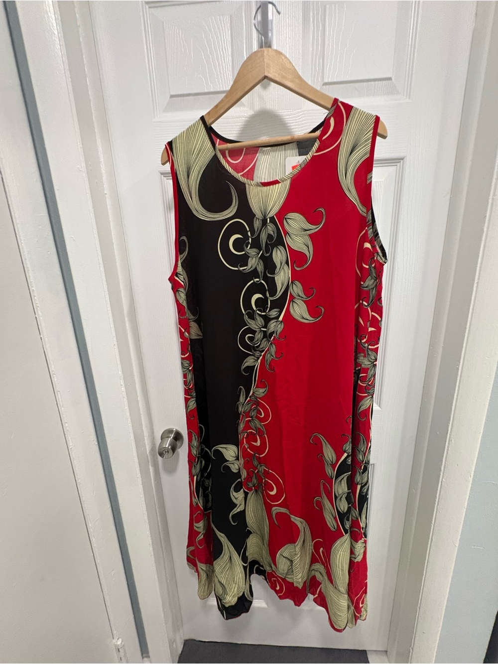 Sleeveless Red and Black Floral Swing Dress